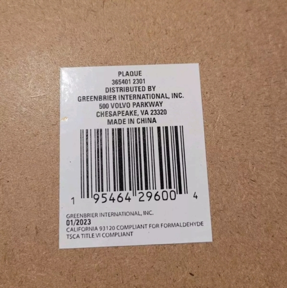 I Became A Teacher For The Money And Fame Funny Apple Shape Sign Teacher - Picture 9 of 9